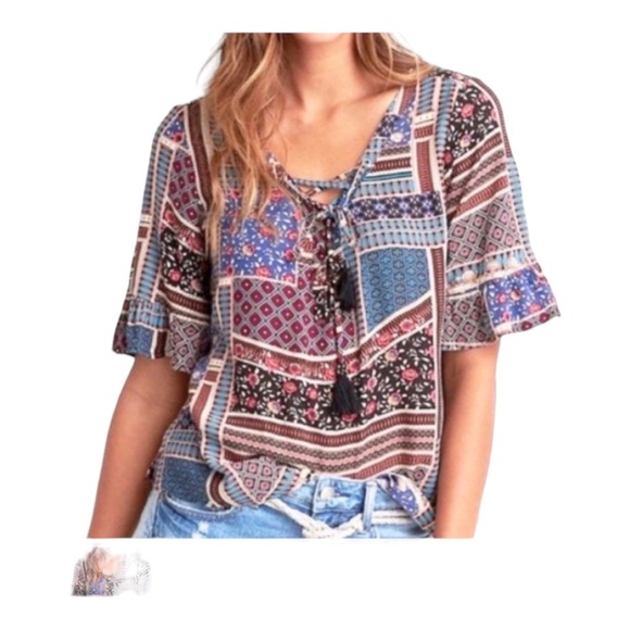 American Eagle Outfitters Tops - American Eagle patchwork boho top (307)